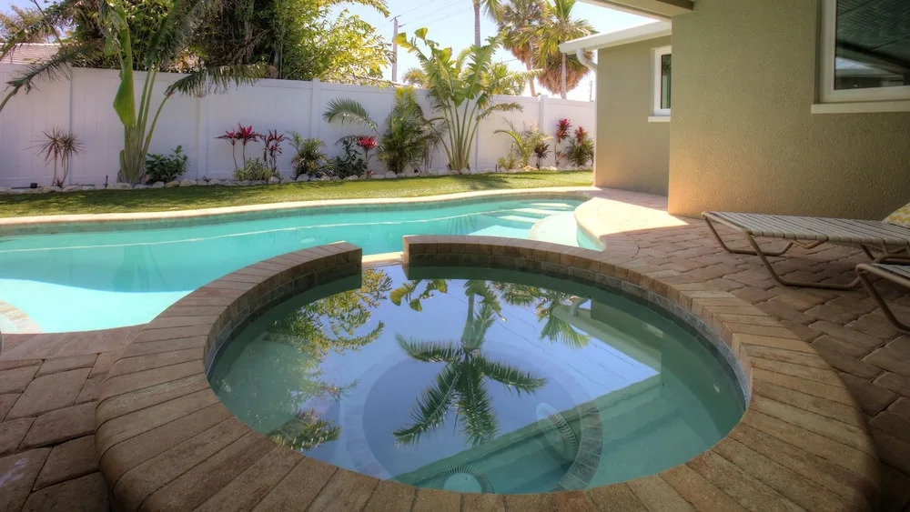 AMI Beach Home Apartment 4