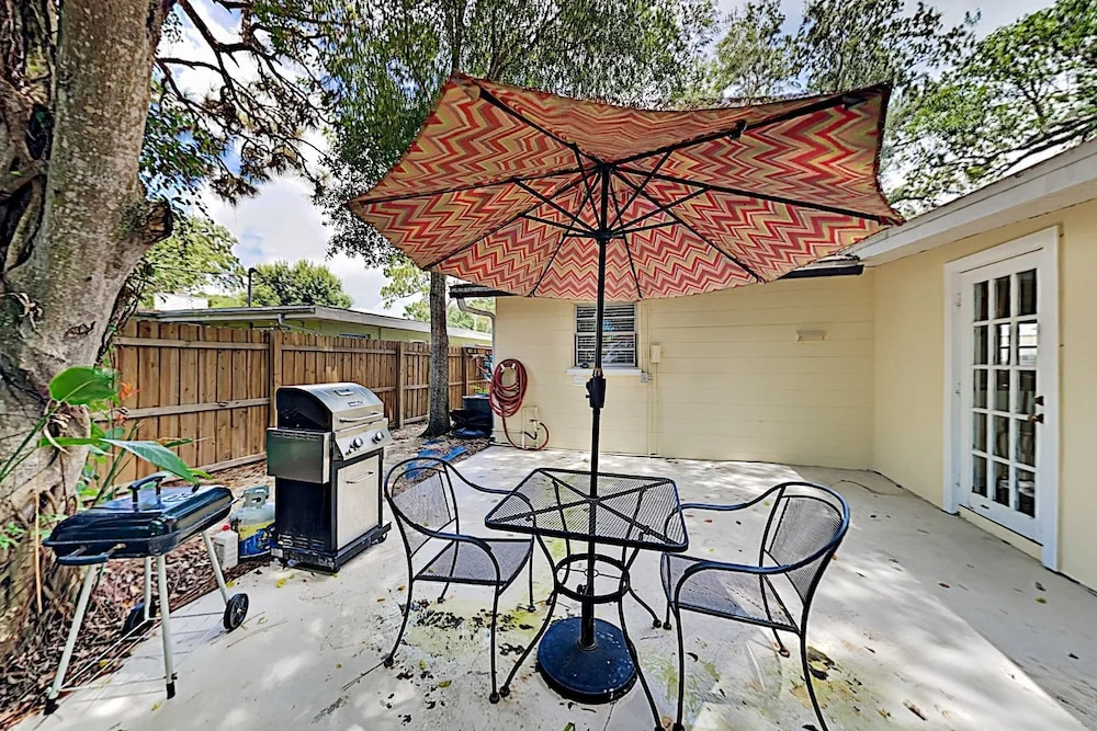 2310 Bradford Street Home