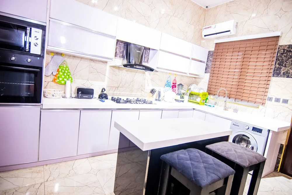 Executive 4 bedroom house