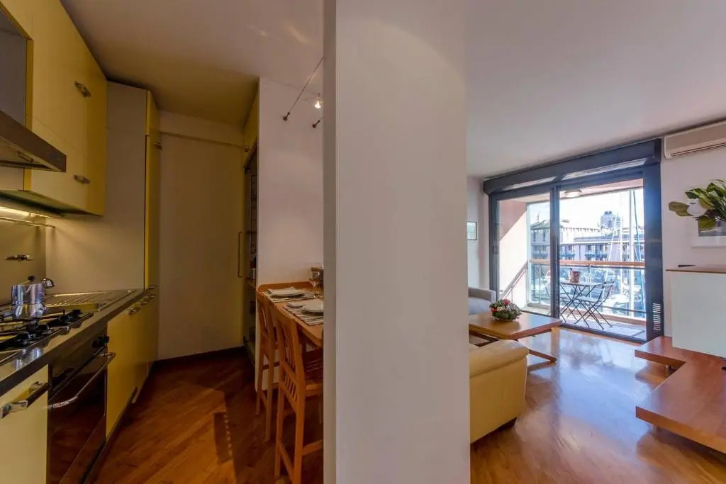 ALTIDO Exclusive Seaview Flat for 4, in central Genoa