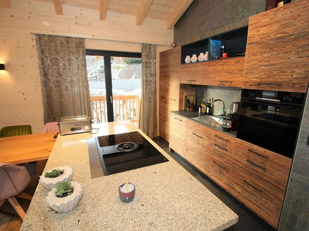 Gorgeous Chalet in Niedernsill with Garden