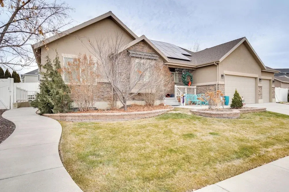 Modern Lehi Apartment: 2 Mi to Thanksgiving Point