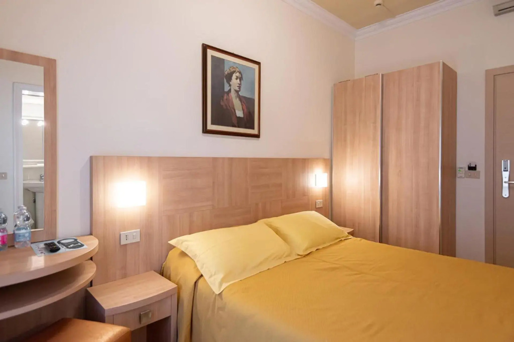 Hotel Corinna