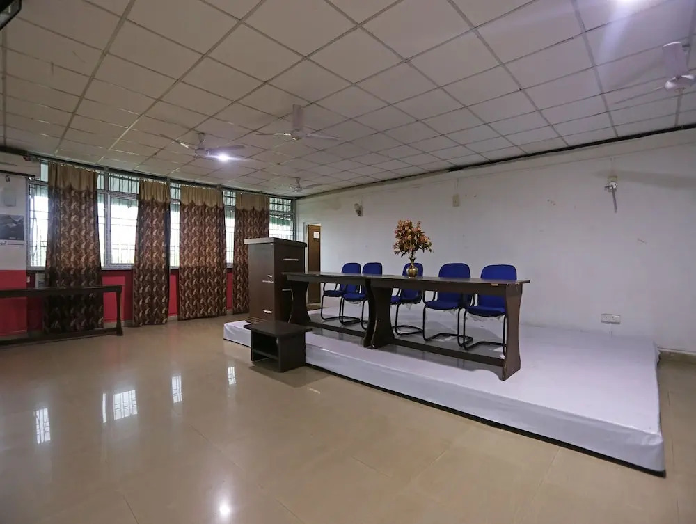 OYO 4518 Hotel Parashuram