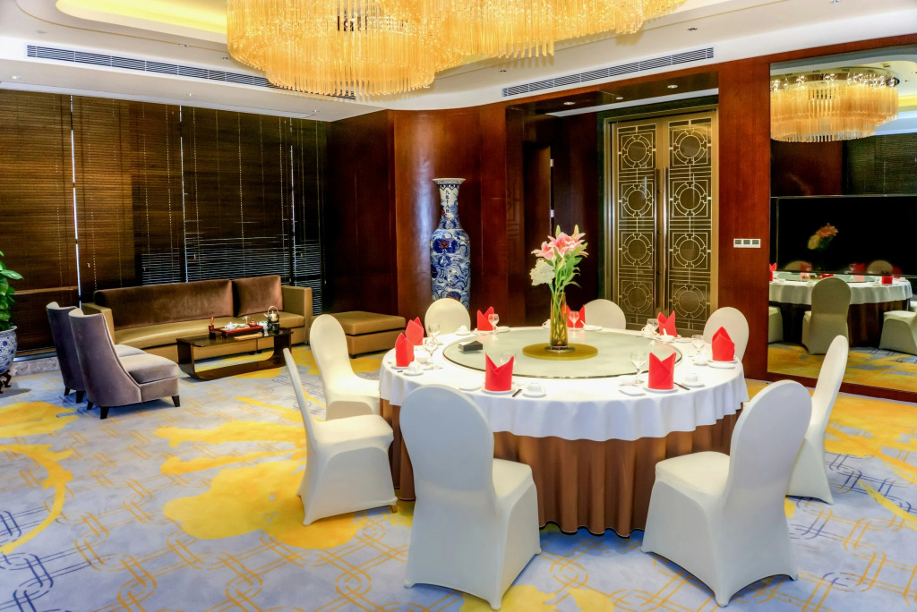 voco Guangzhou Shifu by IHG