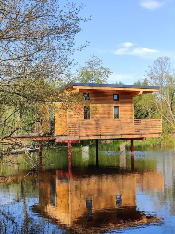 Tiny House im Pferdeteich mit Kamin, Grill & Grosser Terrasse - Best Price!
