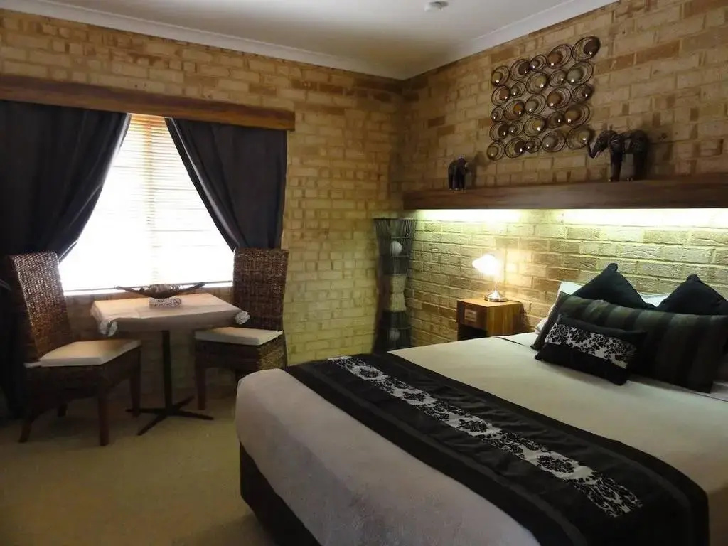Yorks Boutique Motel