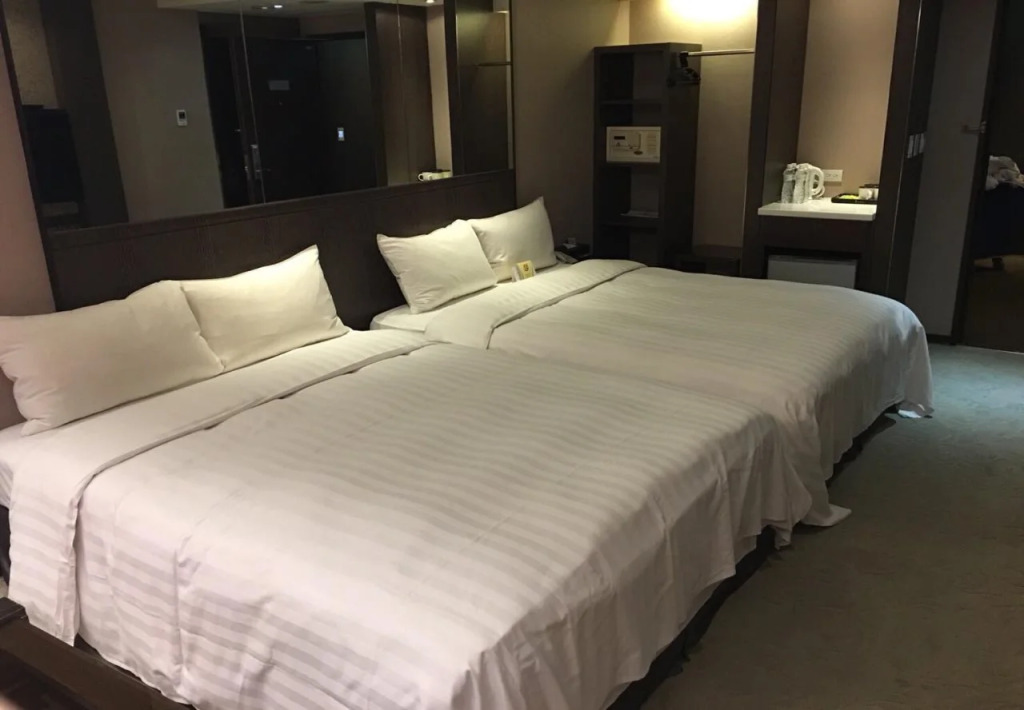 Look Hotel