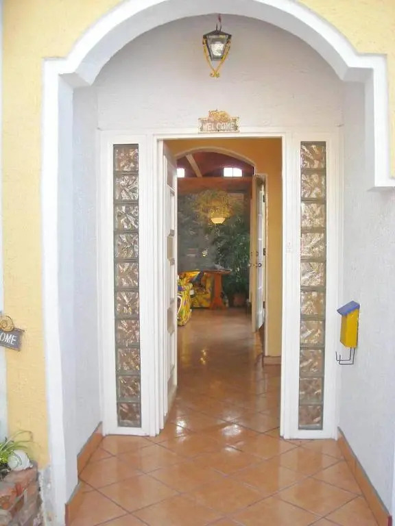 Welcome to Casa Viva Mexico 3-bedrooms 2-bathroms 6-Guests close to Shoping Center & Beach