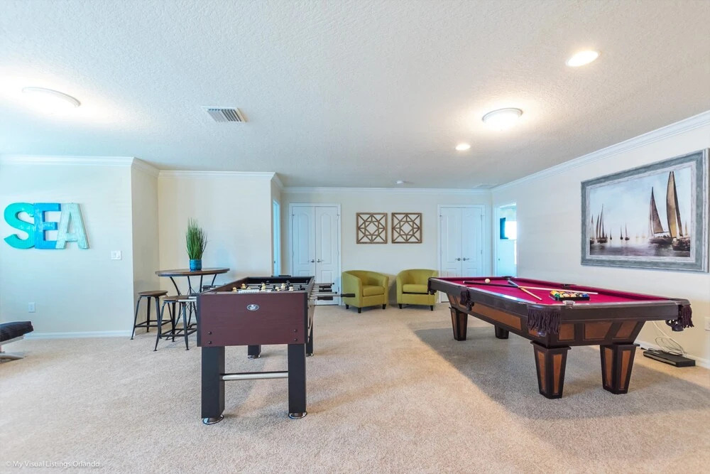 1868 Nice Court