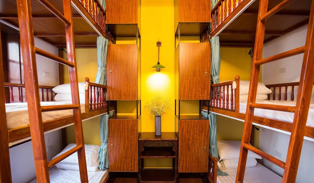 Halley Hostel
