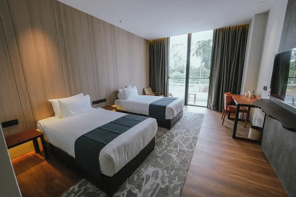 Sematan Roxy Beach Apartment