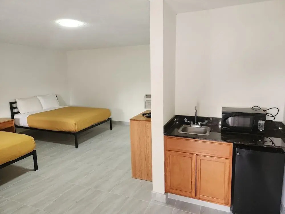 Economy Inn