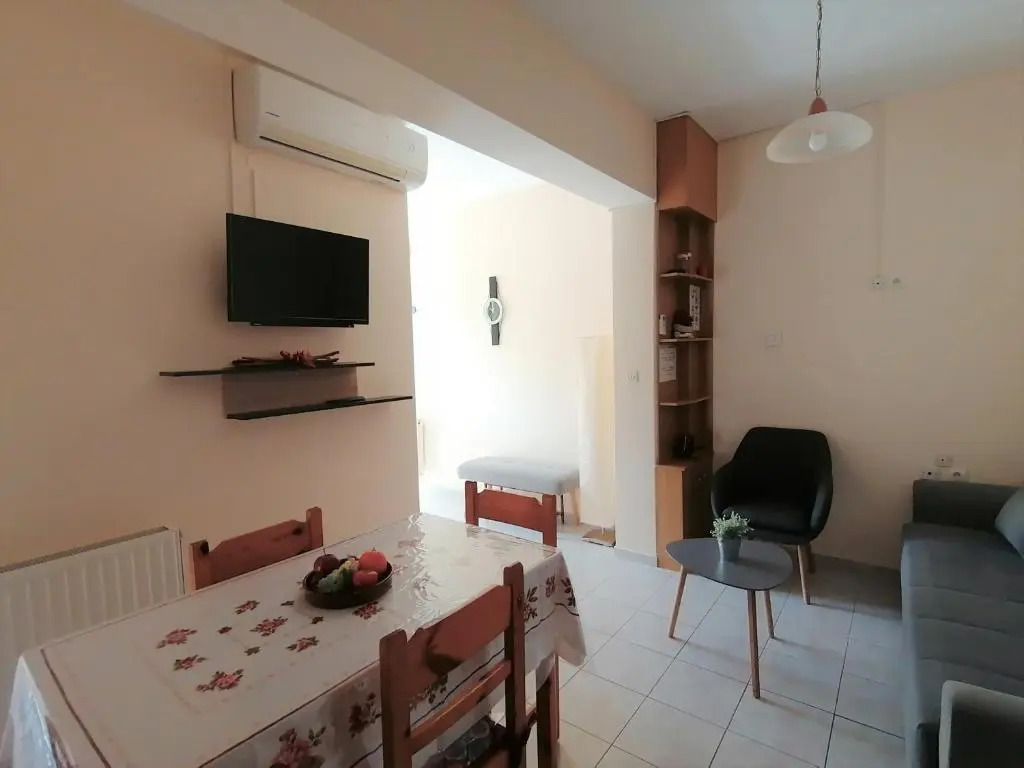 Dimitra's Comfort Family Apartment