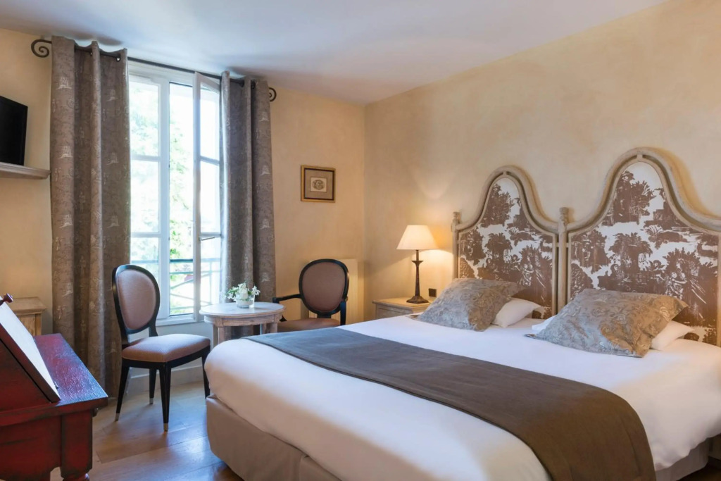 Hôtel Aux Vieux Remparts
