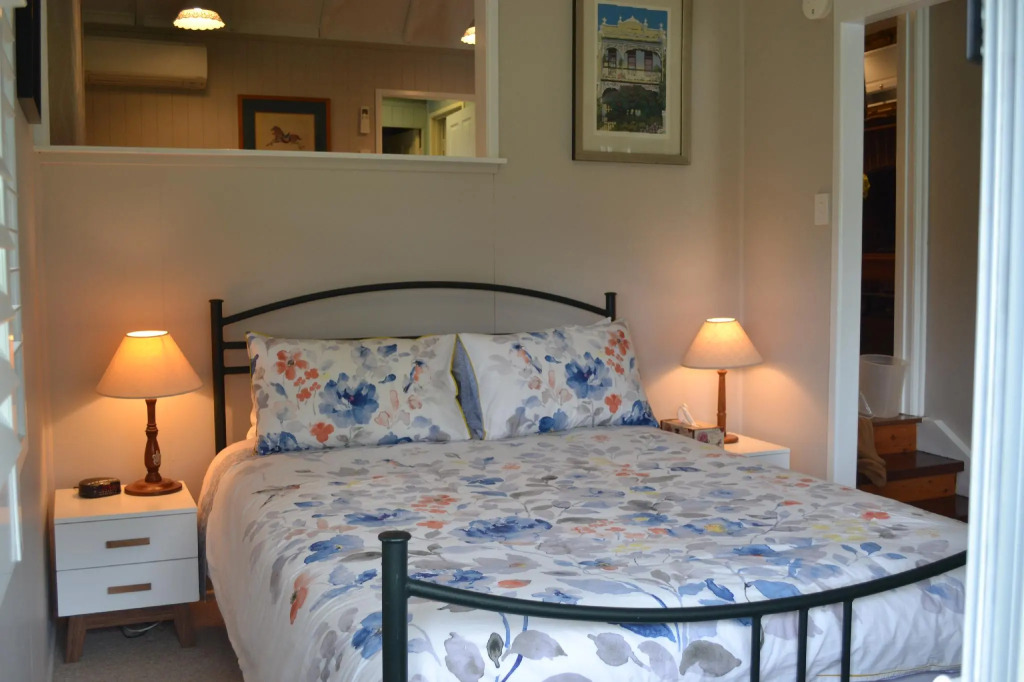 Pitstop Lodge Guesthouse B&B