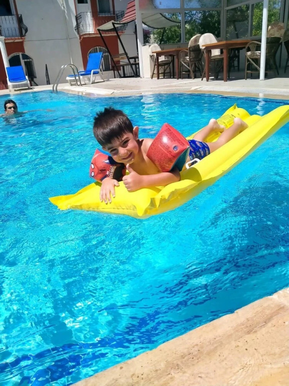 Alper Hotel
