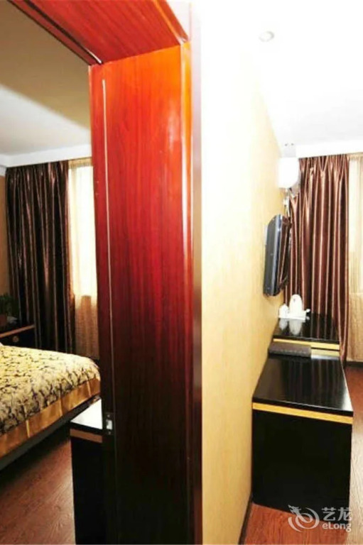 Athens Hotel