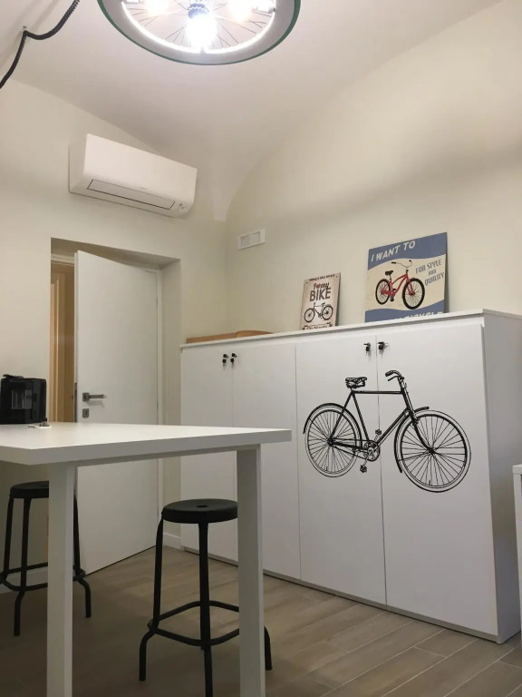 Bed&BikeRome ROOMS