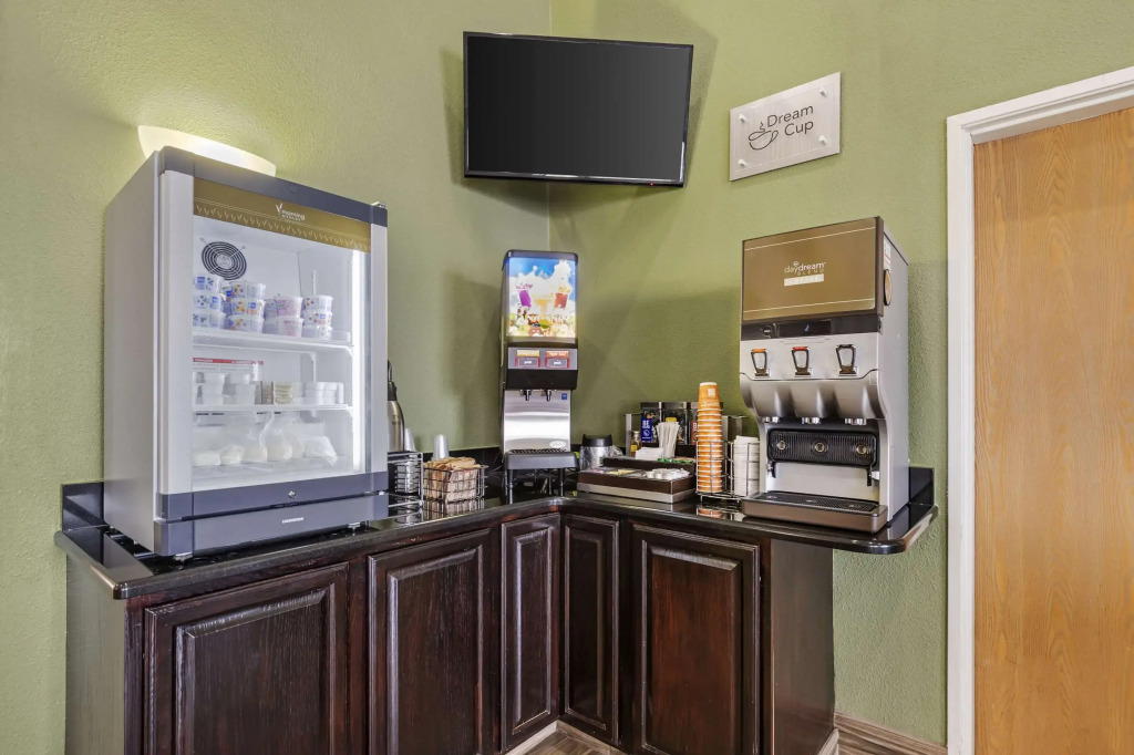 Sleep Inn & Suites Charles City