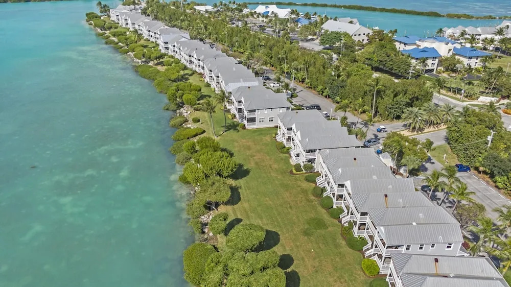 Village at Hawks Cay Villas by KeysCaribbean