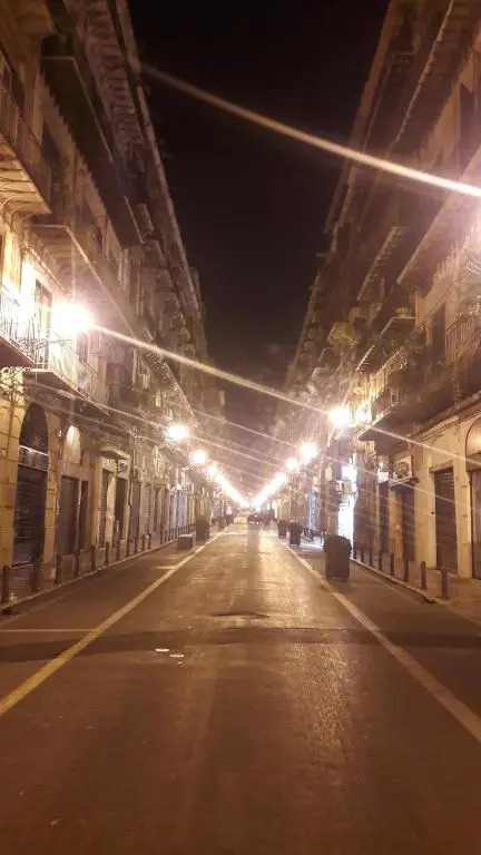 Locazione breve in pieno centro "Blue House"