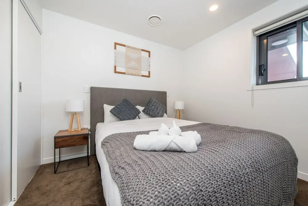 Ehome - Queen St Living 2 Bed & 2 Bath With Skytower View
