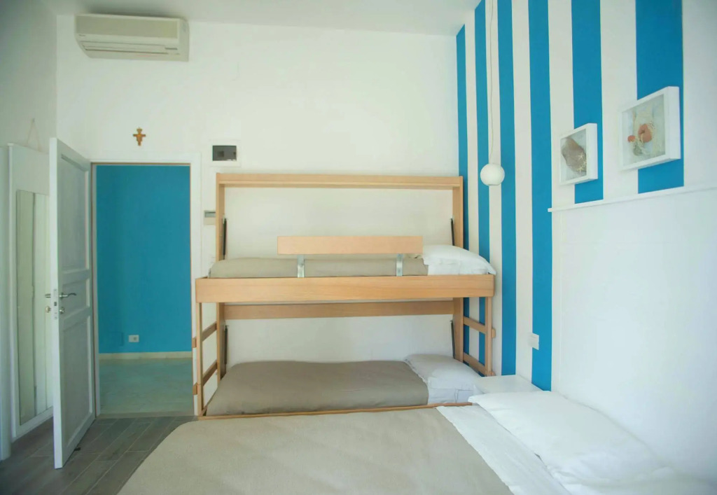 Daniel Apartments