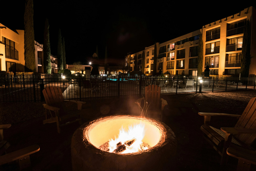 Courtyard Page at Lake Powell