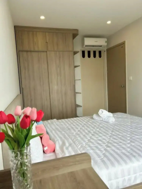 VIP THE SÓNG APARTMENT NEAR THE BEACH 5 STAR