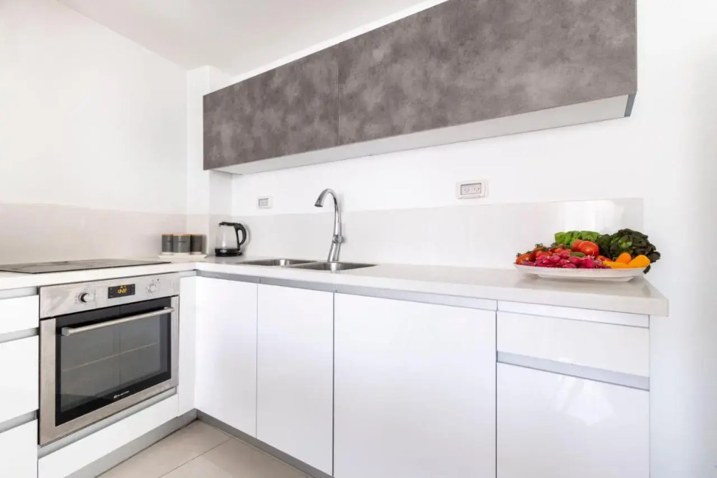 Stylish 1 Bedrooms Parking At City Gate