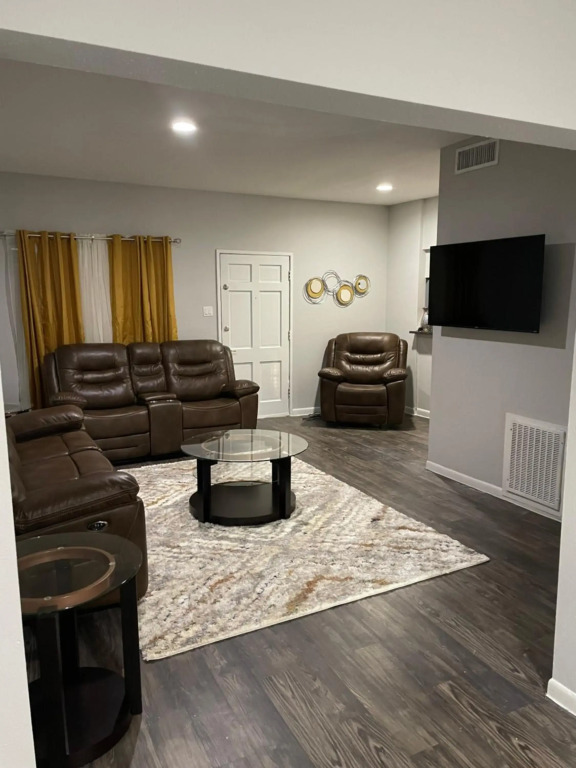 Luxurious Apartment in Katy