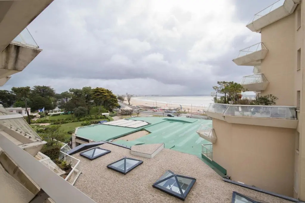 Studio vue mer, avec grande terrasse
