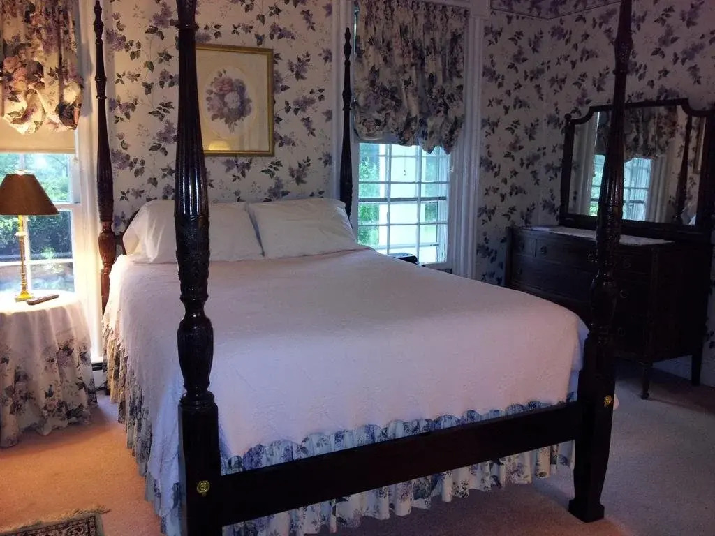 William Seaward Inn