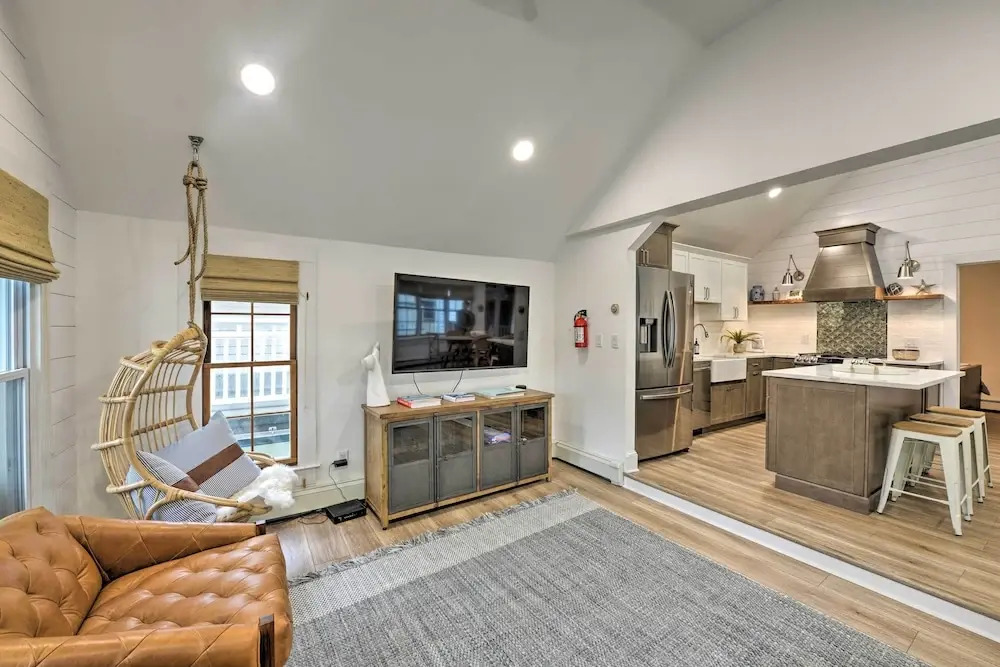 Ocean Grove Apt. w/ Balcony: 1 Block to the Beach!