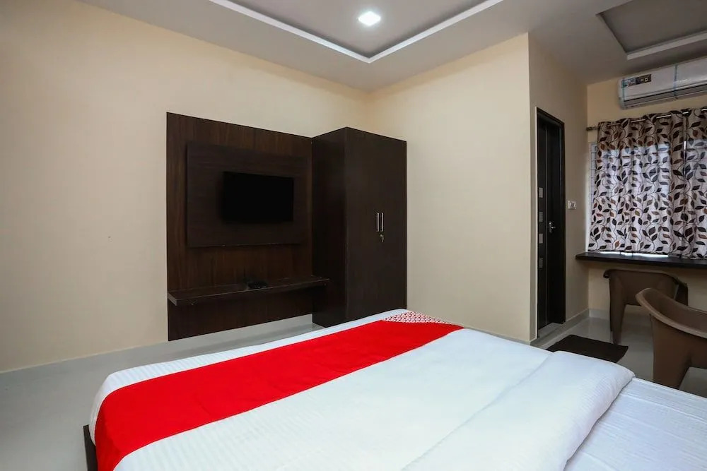 Suvarna Suites