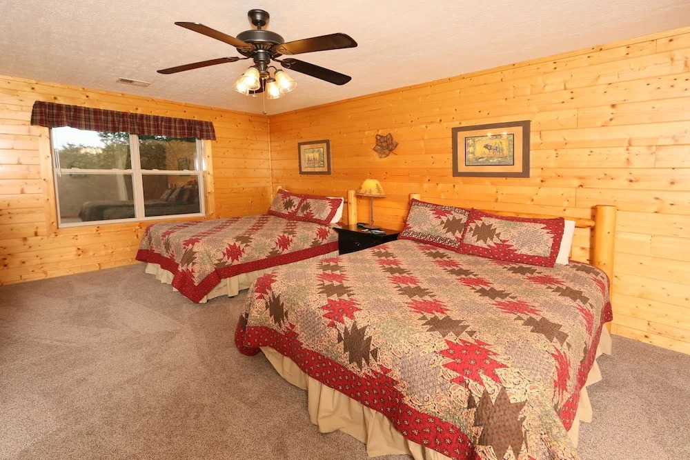 Mountain Shadow Lodge