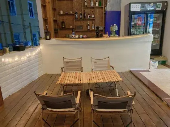 Pingshang Surf Inn (Xichong Beach Branch)