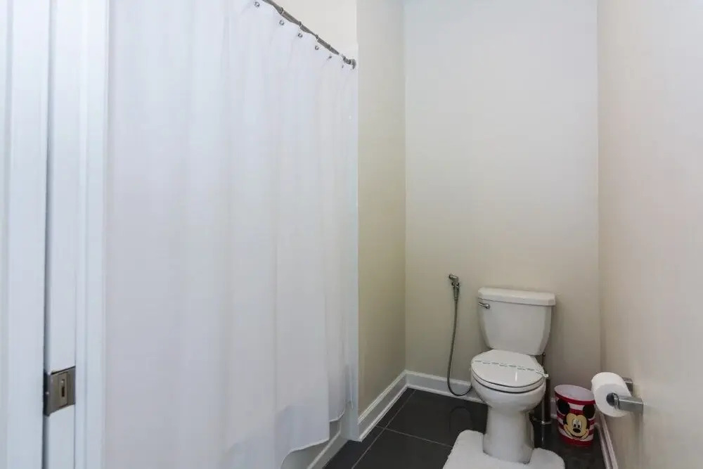 Top Deluxe Apartment at Storey Lake Sl4751-402