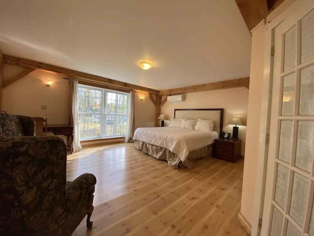 Timber House Resort