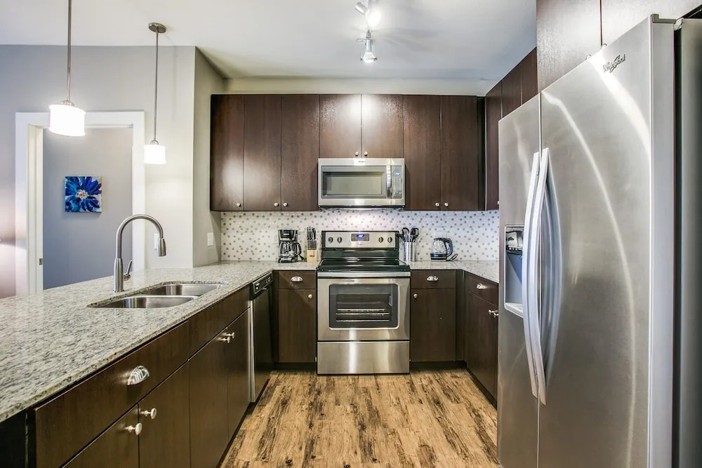 Frisco beautifully furnished 2 br apt