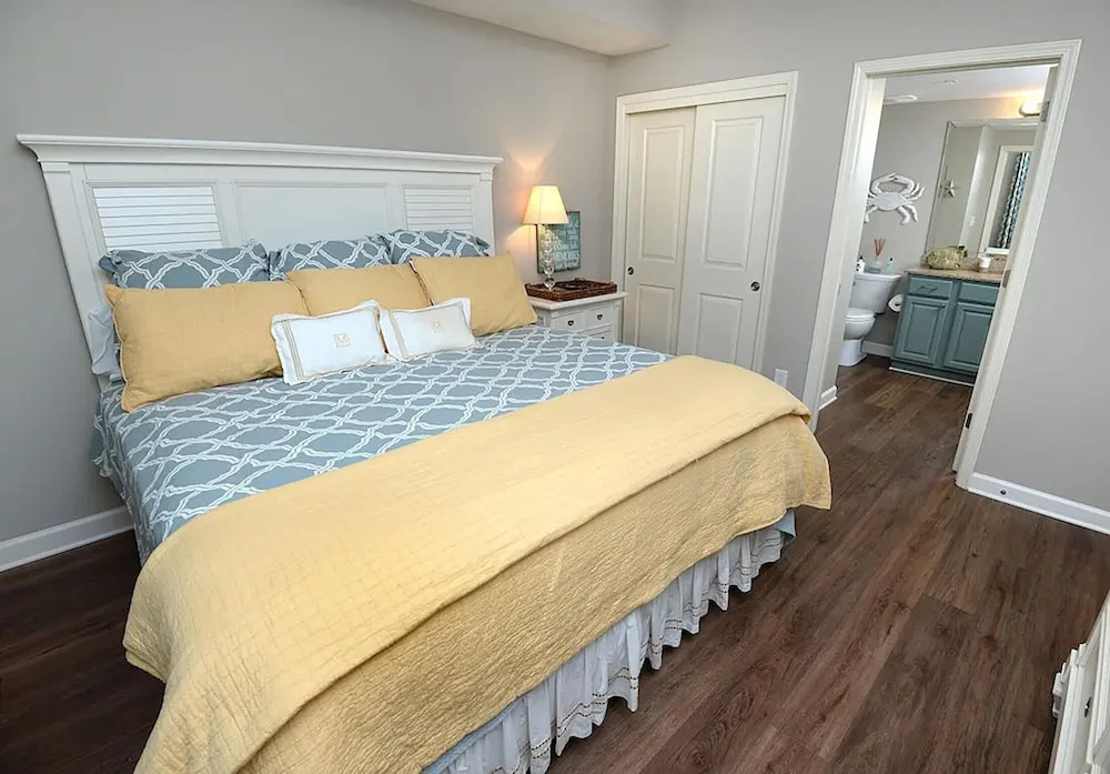 Grandview East 702