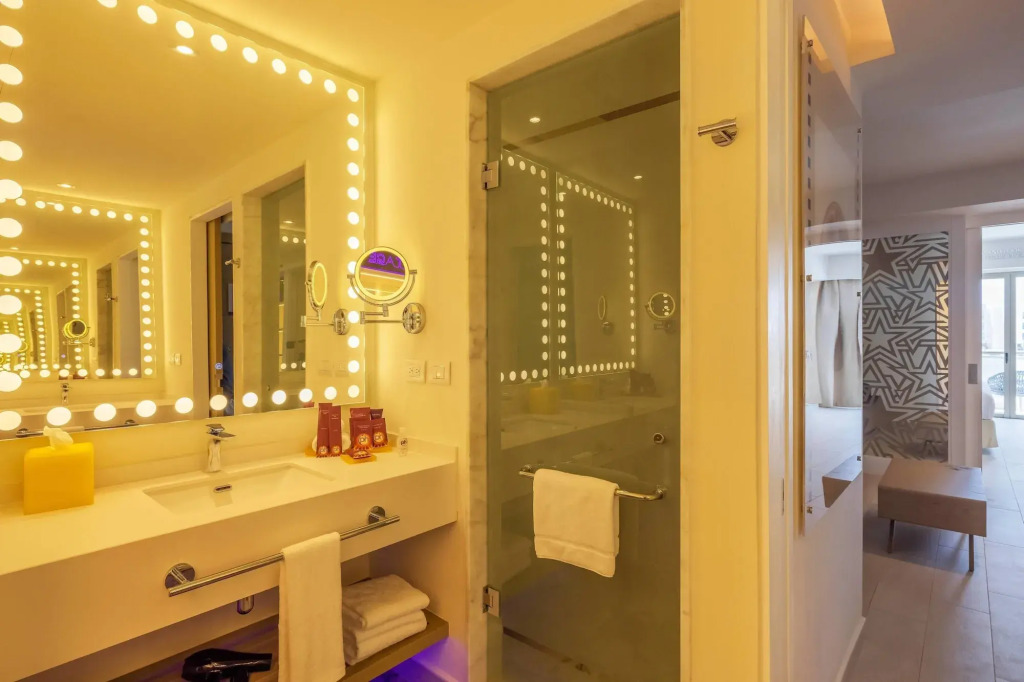 Planet Hollywood Cancun by Royalton, An Autograph Collection All-Inclusive Resort