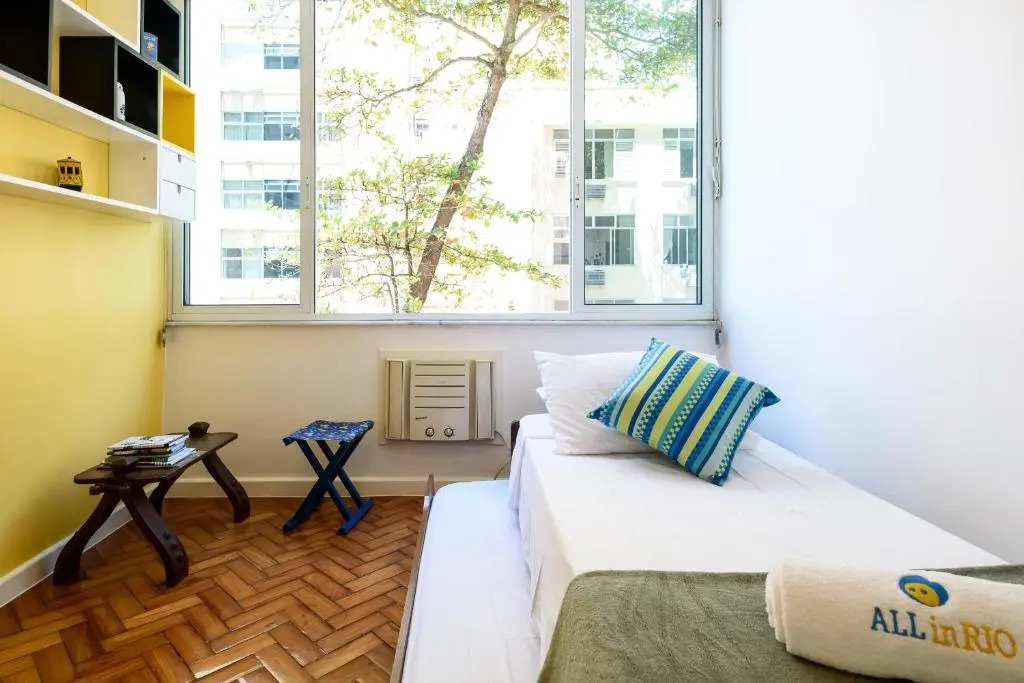 Pineapples GU301 - Apartamento familiar 3 quartos a 50m da praia do Leblon