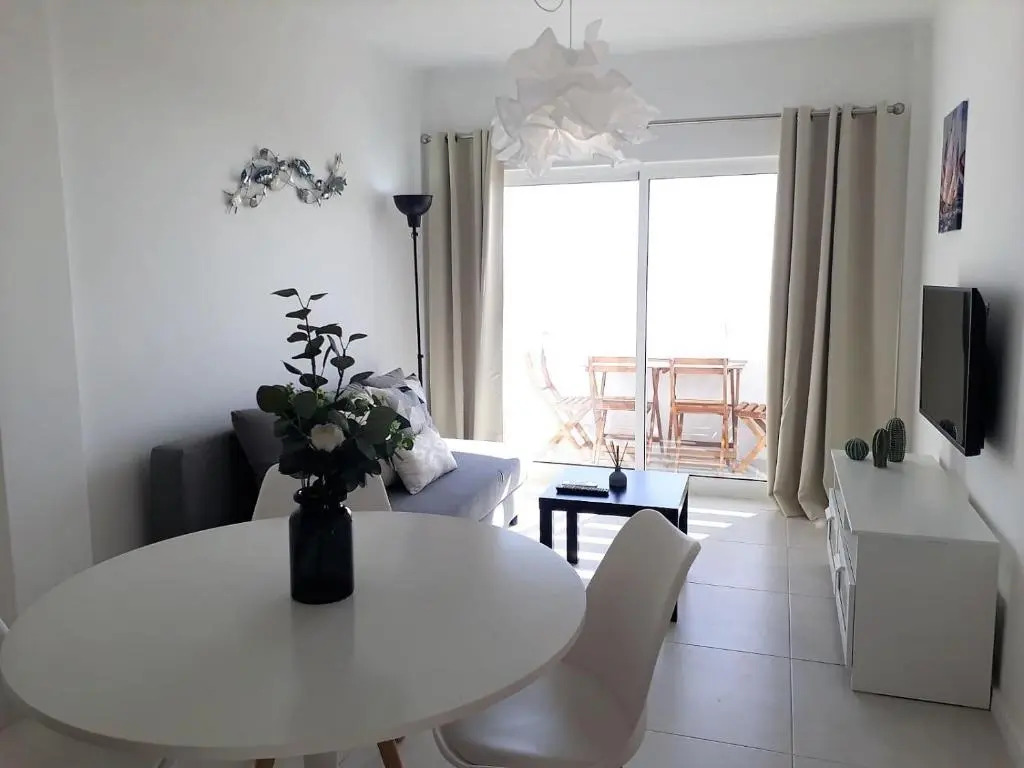Atlantico 8- Vista Mar, Ar-Condicionado, 80mt Praia, Wifi