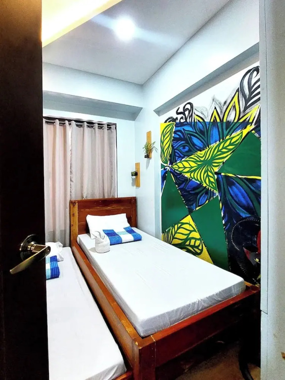 Serene Premier Cozy Condo With Balcony, 2BR Parking Outlook Drive Baguio