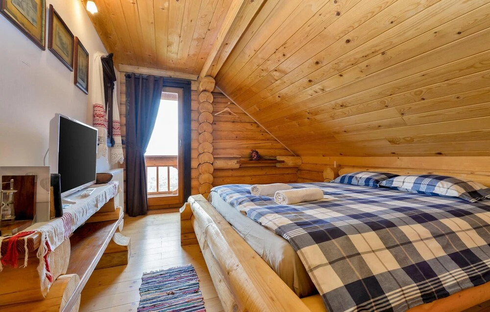 Awesome Apartment in Zagreb With 2 Bedrooms, Wifi and Outdoor Swimming Pool