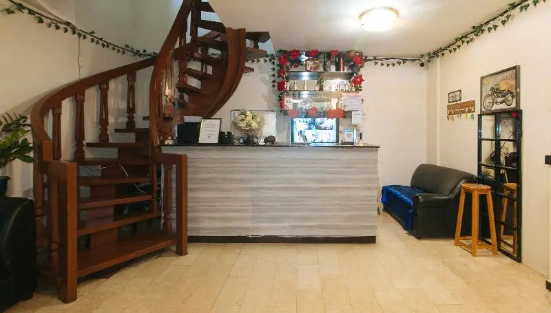 Nearest Hostel Pasay City by RedDoorz