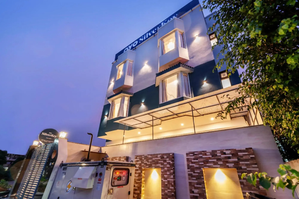 SilverKey Executive Stays 45859 MKM Market