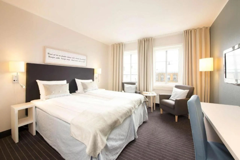 Home Hotel Grimstad
